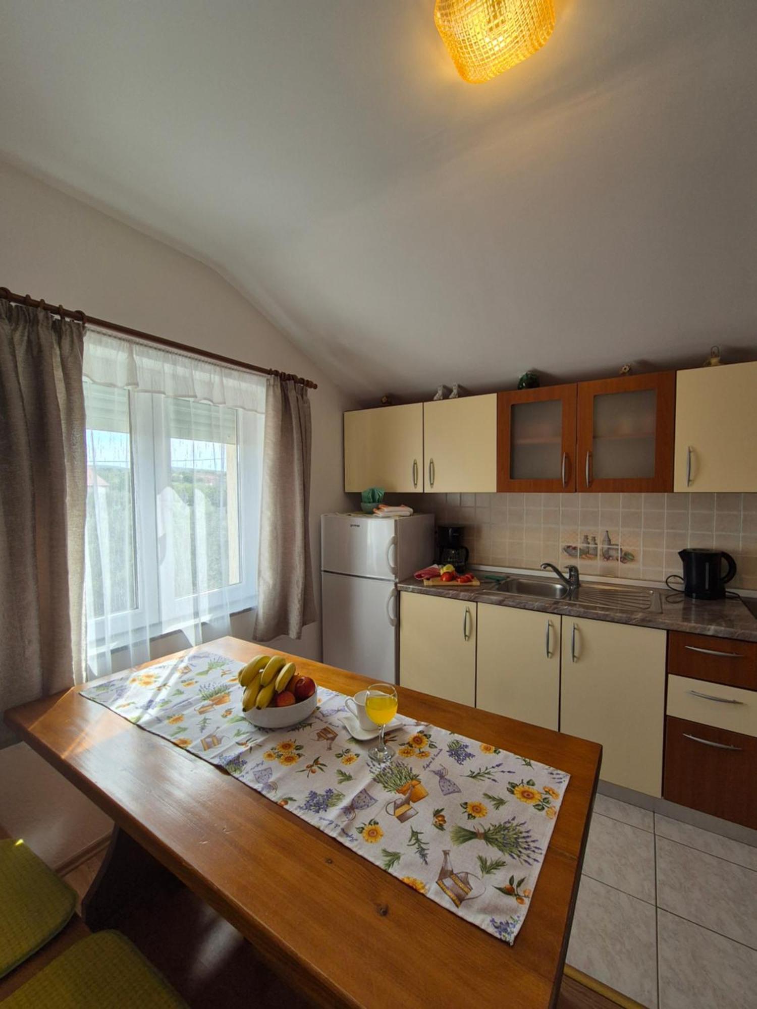 Apartman Lucija Apartment Pridraga Exterior photo
